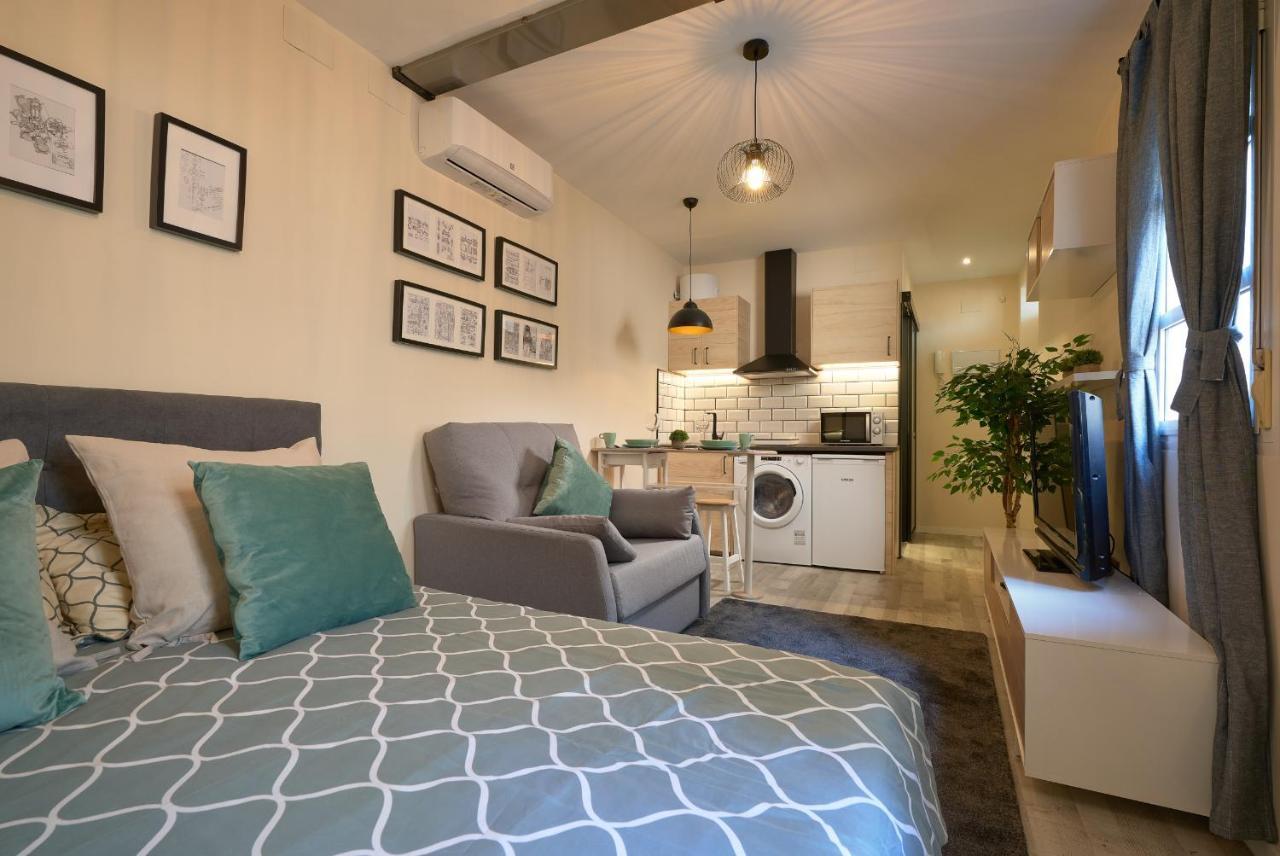 Loft En Triana Apartment เซบีญา ภายนอก รูปภาพ