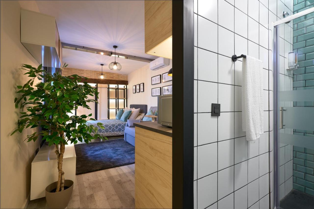 Loft En Triana Apartment เซบีญา ภายนอก รูปภาพ